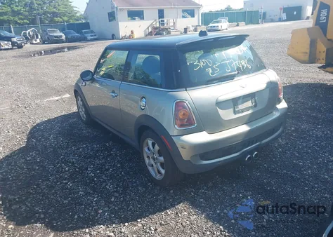 2007 Mini Cooper S from USA, damaged, VIN WMWMF73597TL87511